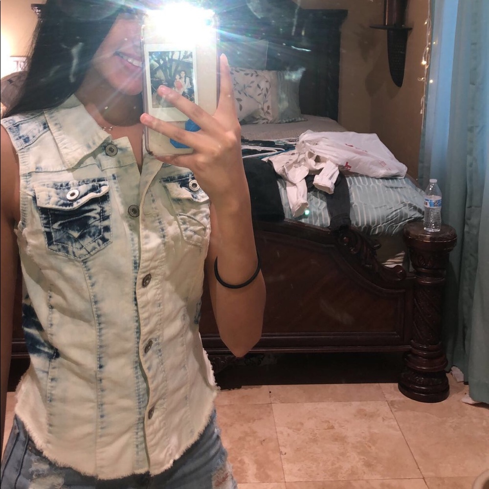 Jean style jacket . Size XS from Maurices